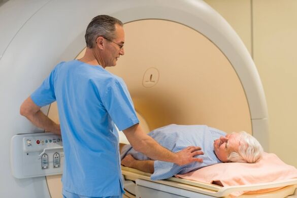 Imagerie par résonance magnétique pour le diagnostic de la prostatite aiguë.